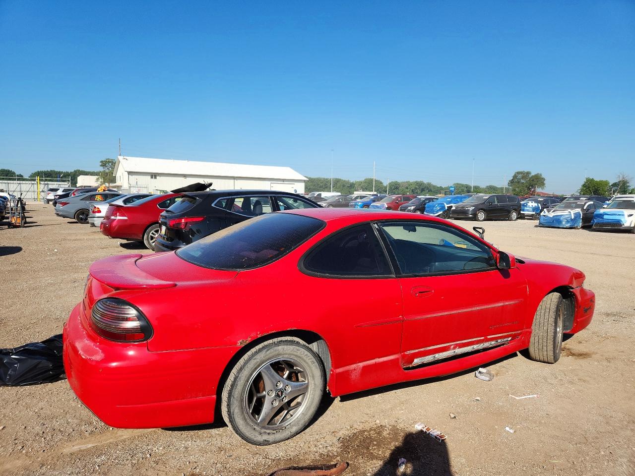 2001 PONTIAC GRANDPRIX