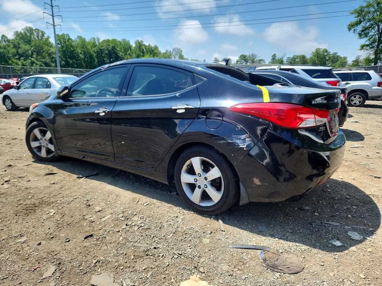 2013 HYUNDAI ELANTRA