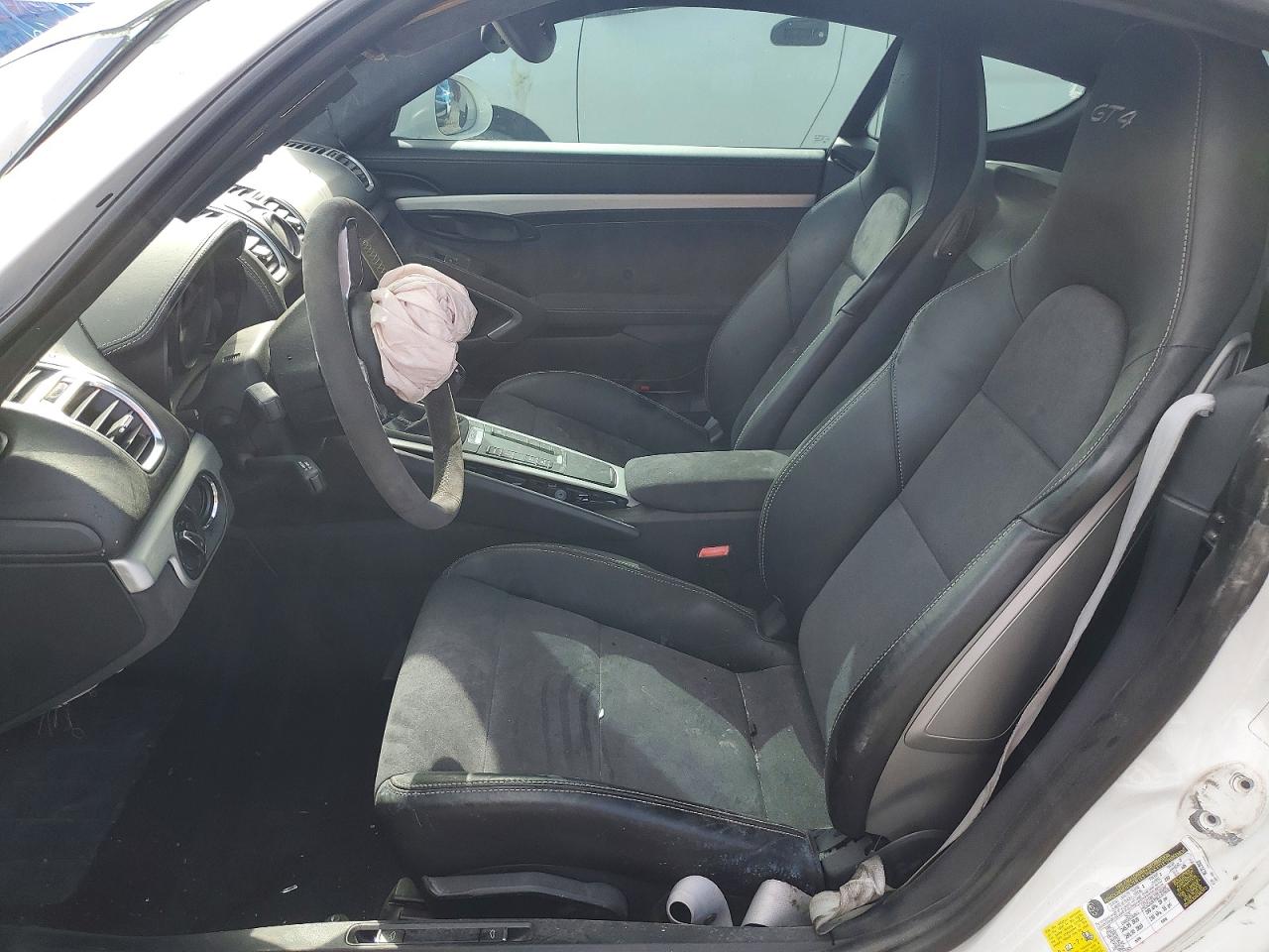 2016 PORSCHE CAYMAN