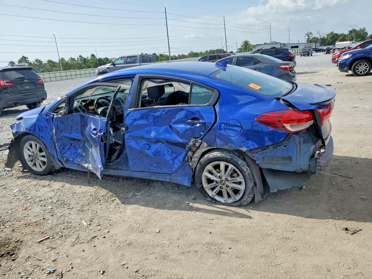 2017 KIA FORTE
