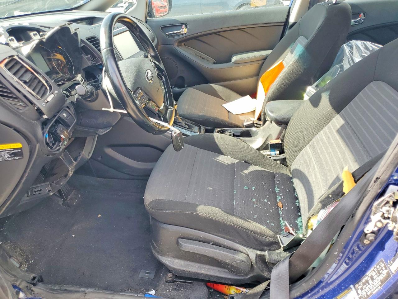 2017 KIA FORTE