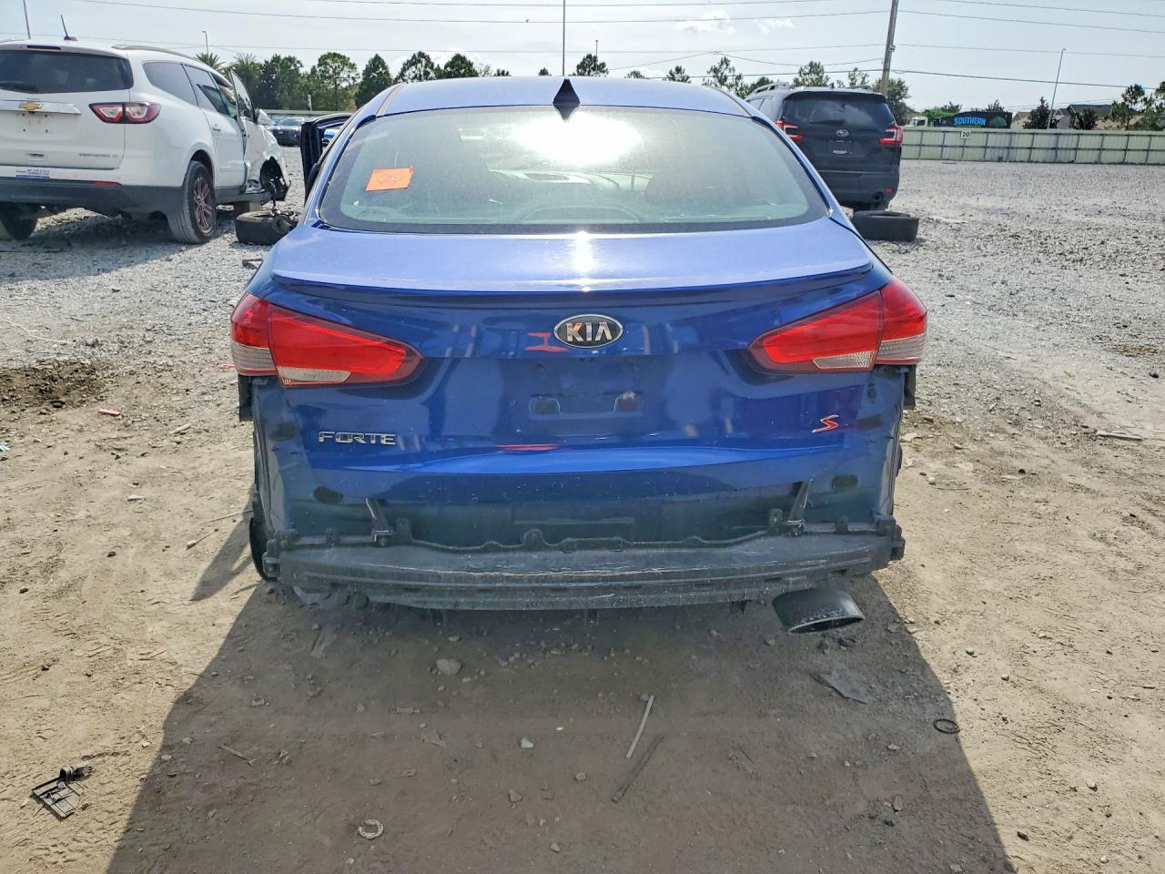 2017 KIA FORTE