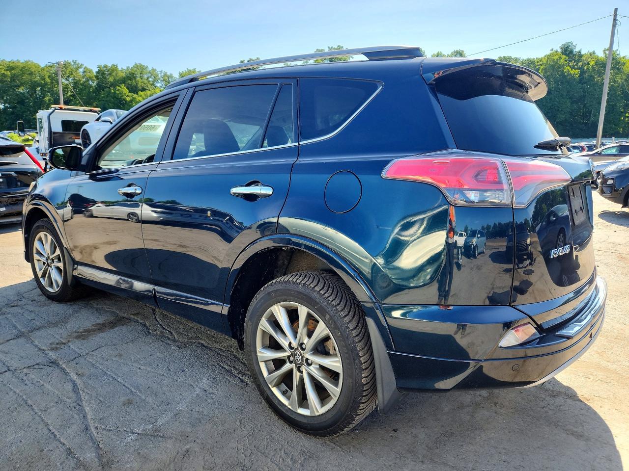 2017 TOYOTA RAV4