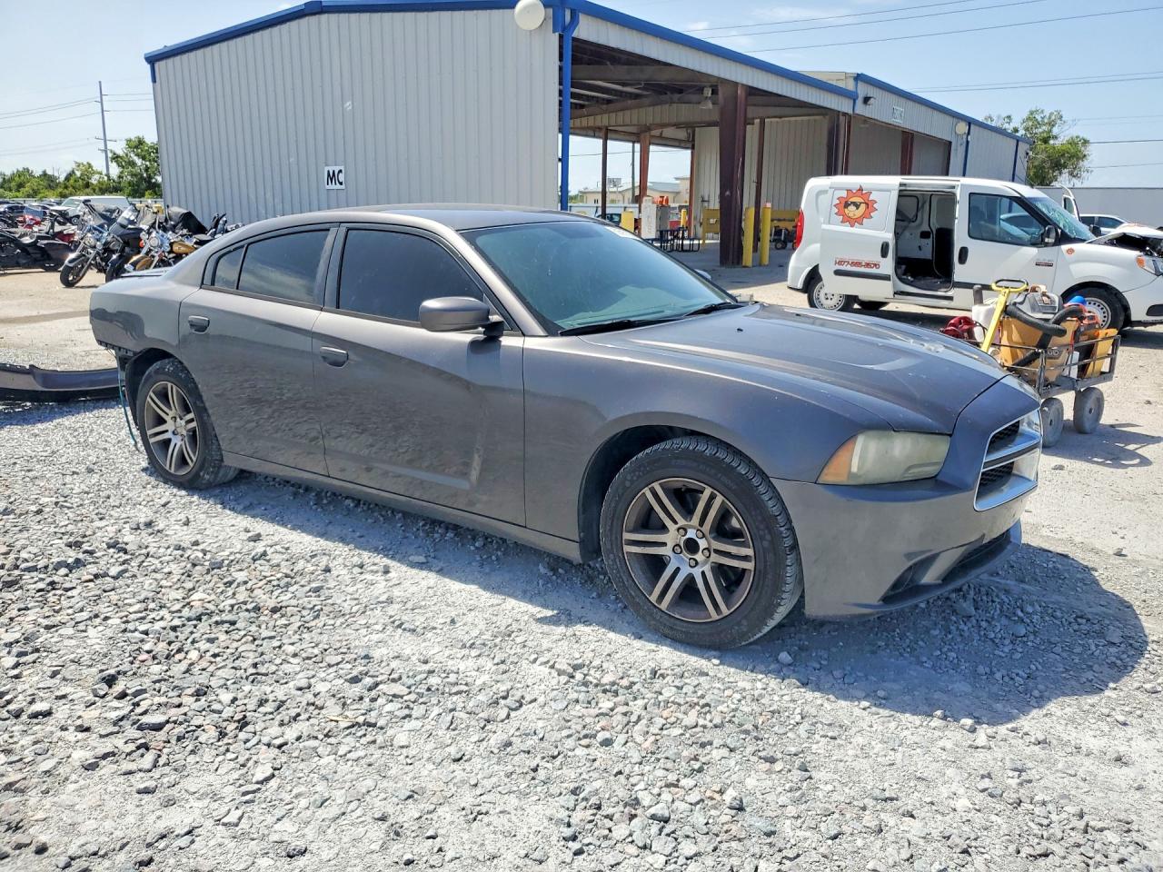 2013 DODGE CHARGER