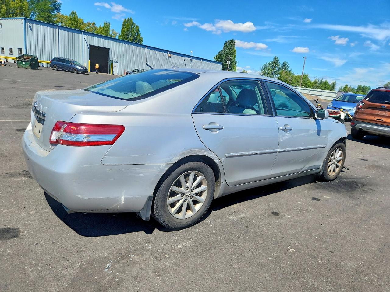 2010 TOYOTA CAMRY