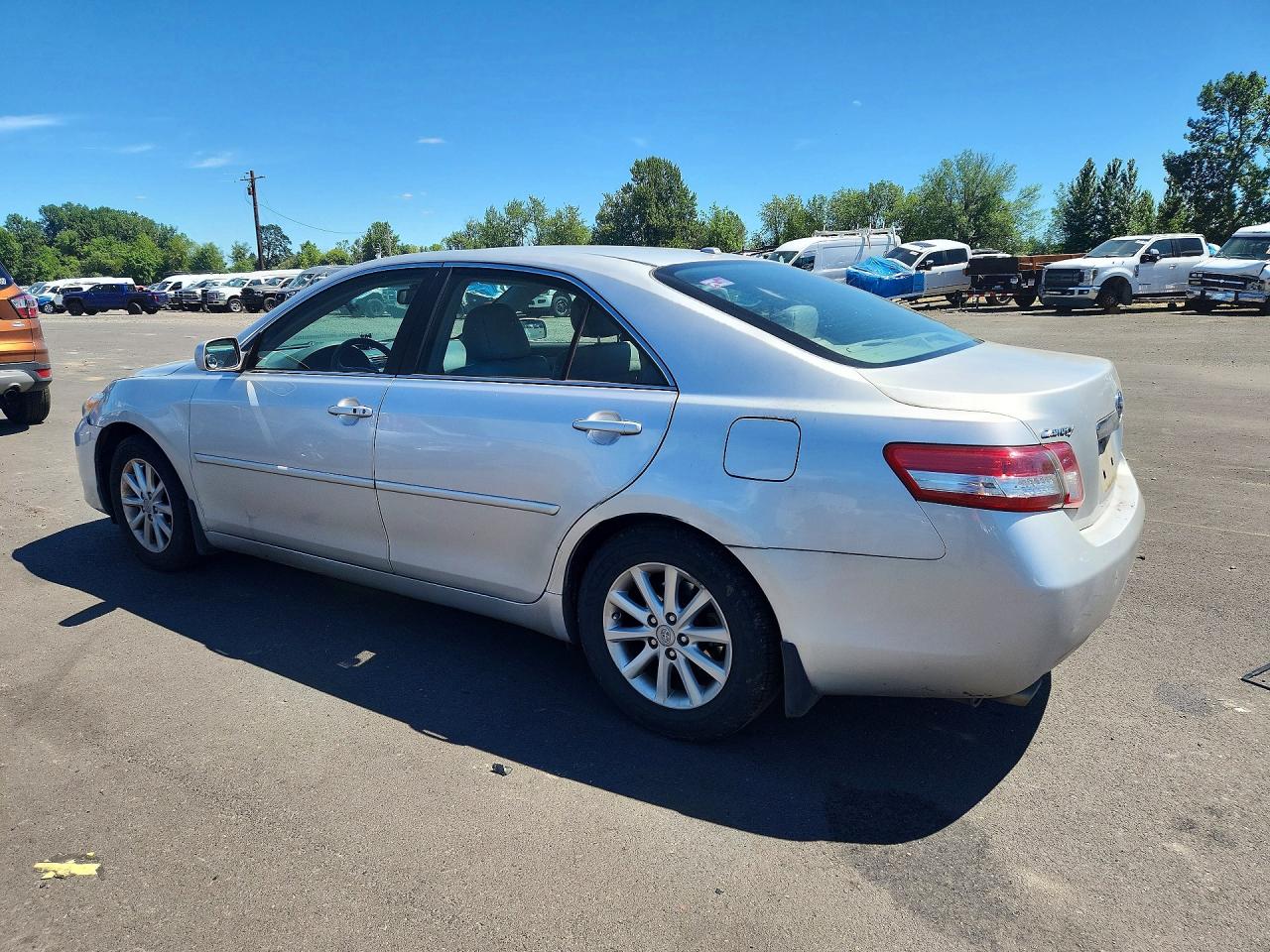 2010 TOYOTA CAMRY