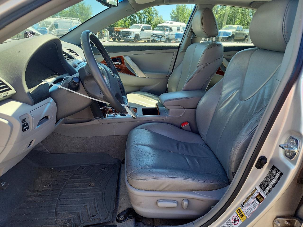 2010 TOYOTA CAMRY