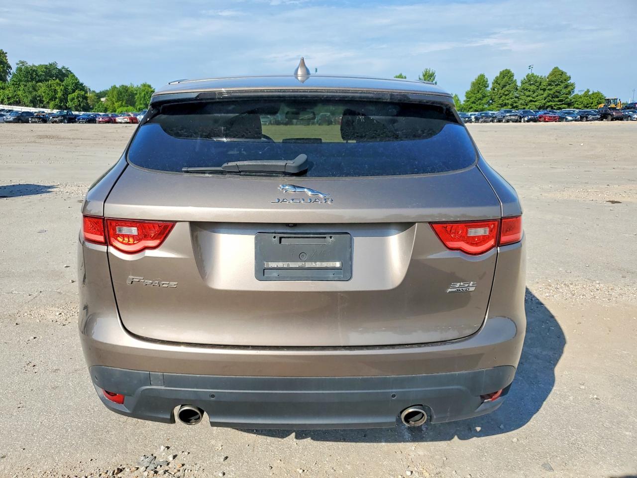 2017 JAGUAR F-PACE