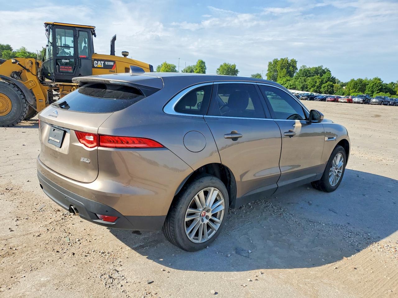 2017 JAGUAR F-PACE
