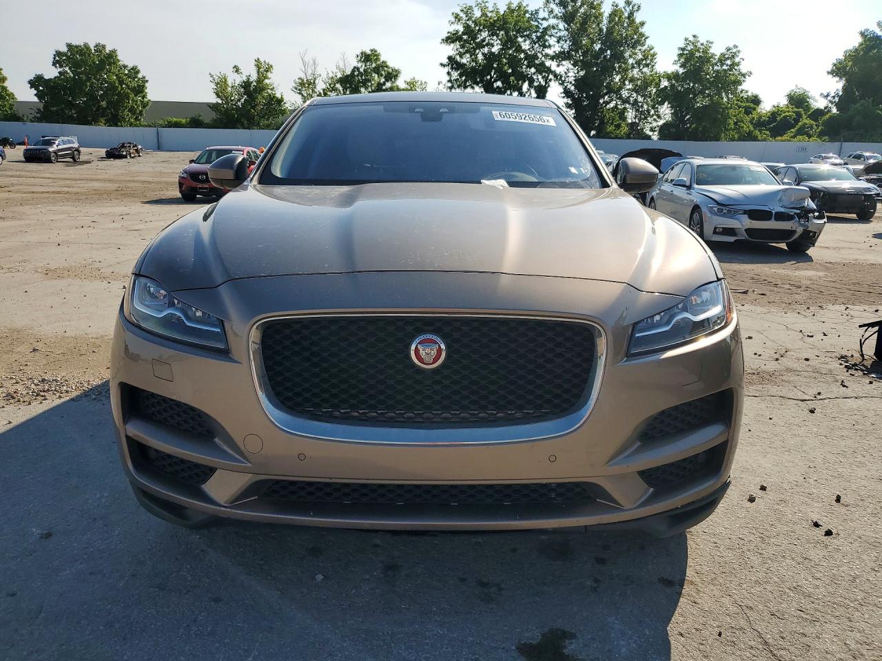2017 JAGUAR F-PACE
