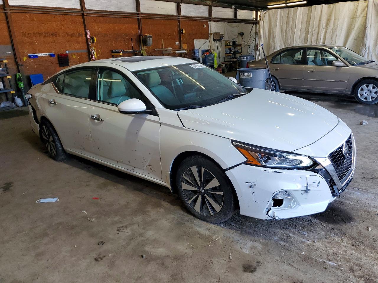 2022 NISSAN ALTIMA