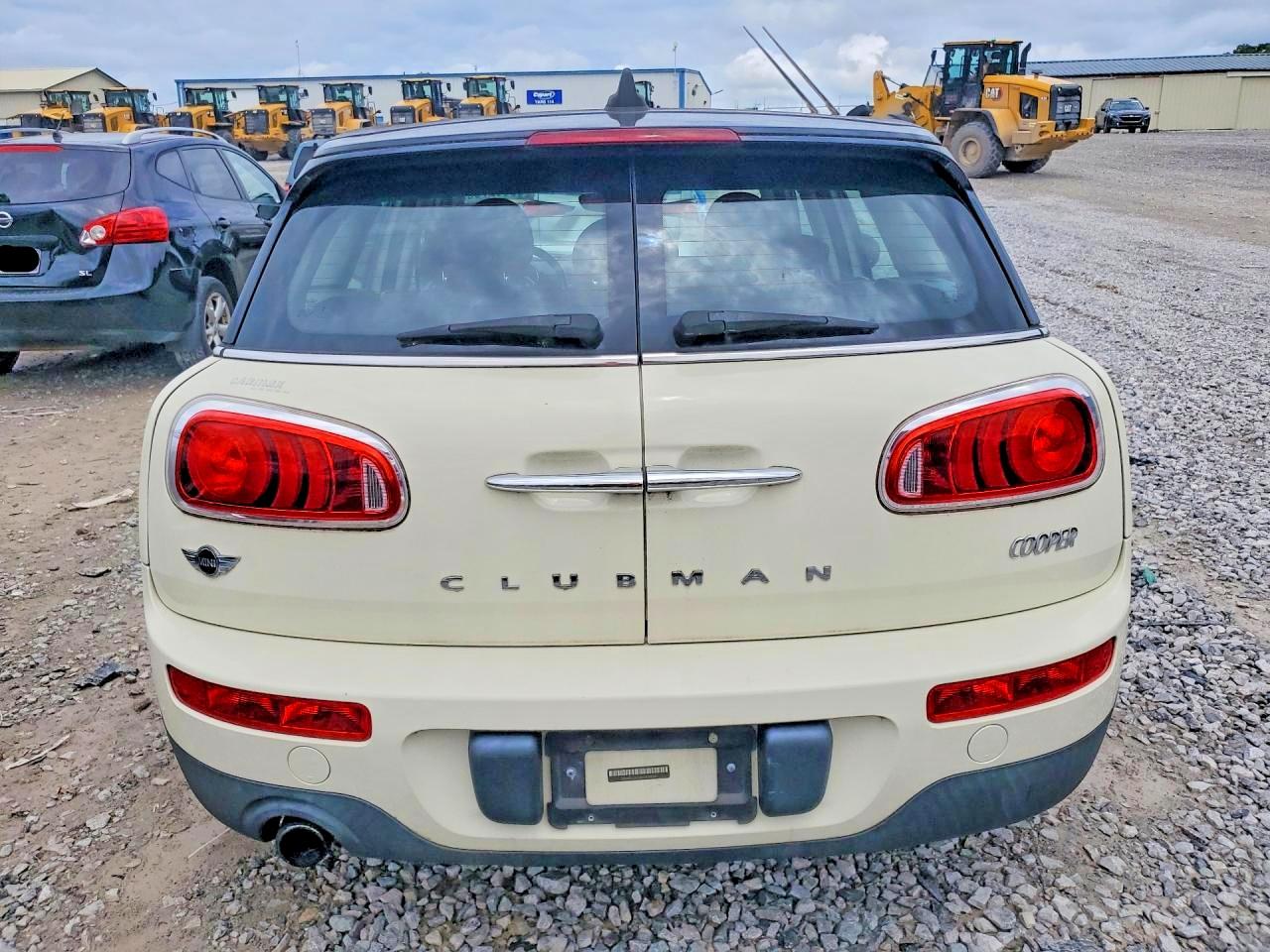 2017 MINI COOPER