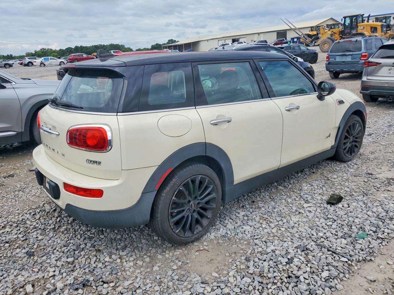 2017 MINI COOPER