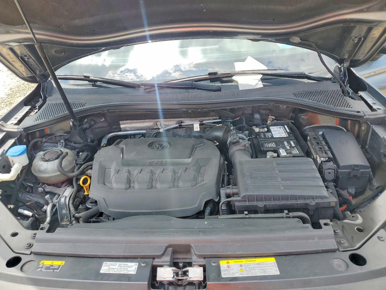 2021 VOLKSWAGEN TIGUAN