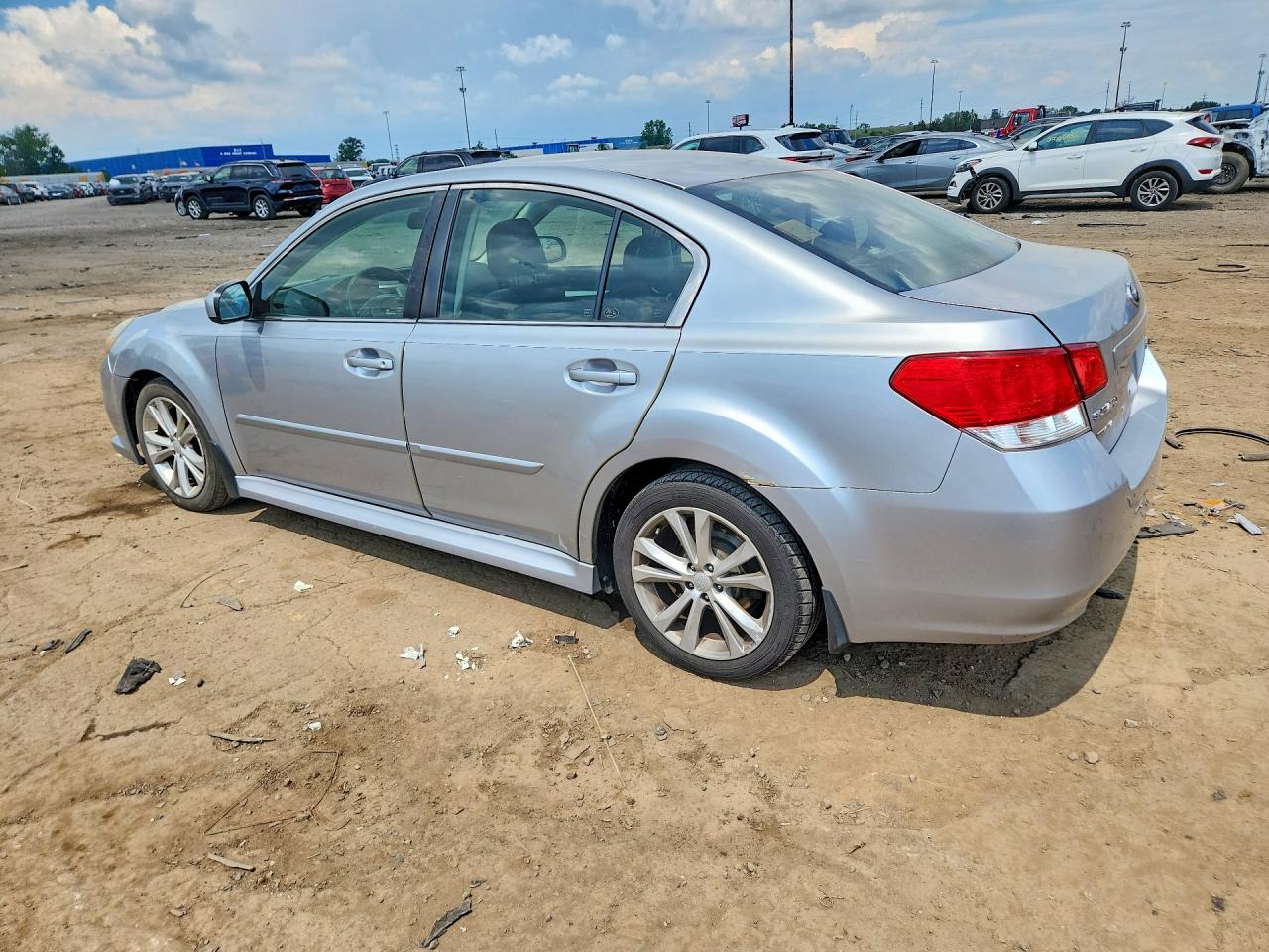 2013 SUBARU LEGACY