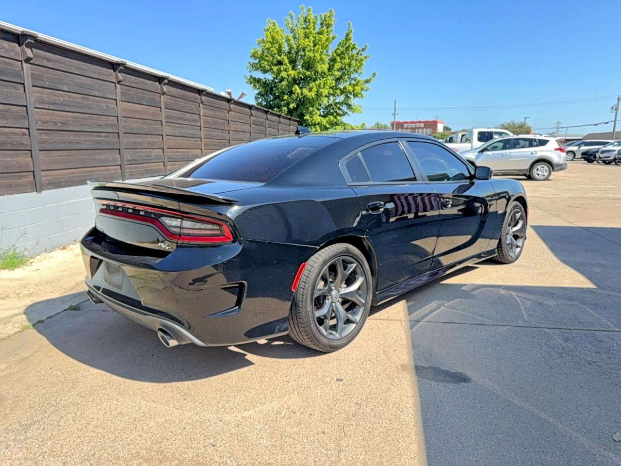 2019 DODGE CHARGER