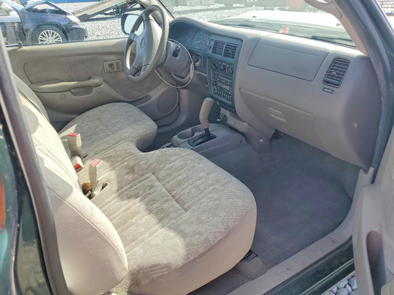 2002 TOYOTA TACOMA