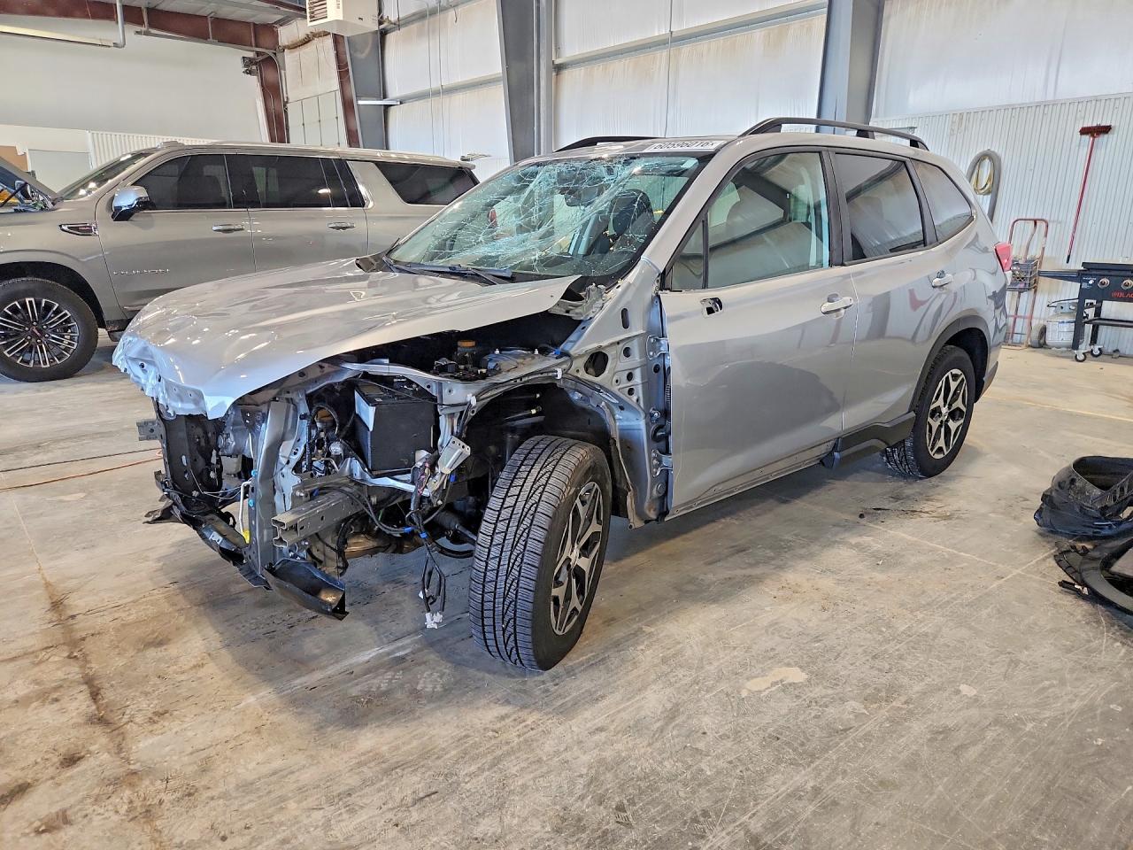 2020 SUBARU FORESTER