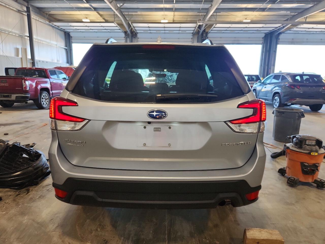 2020 SUBARU FORESTER
