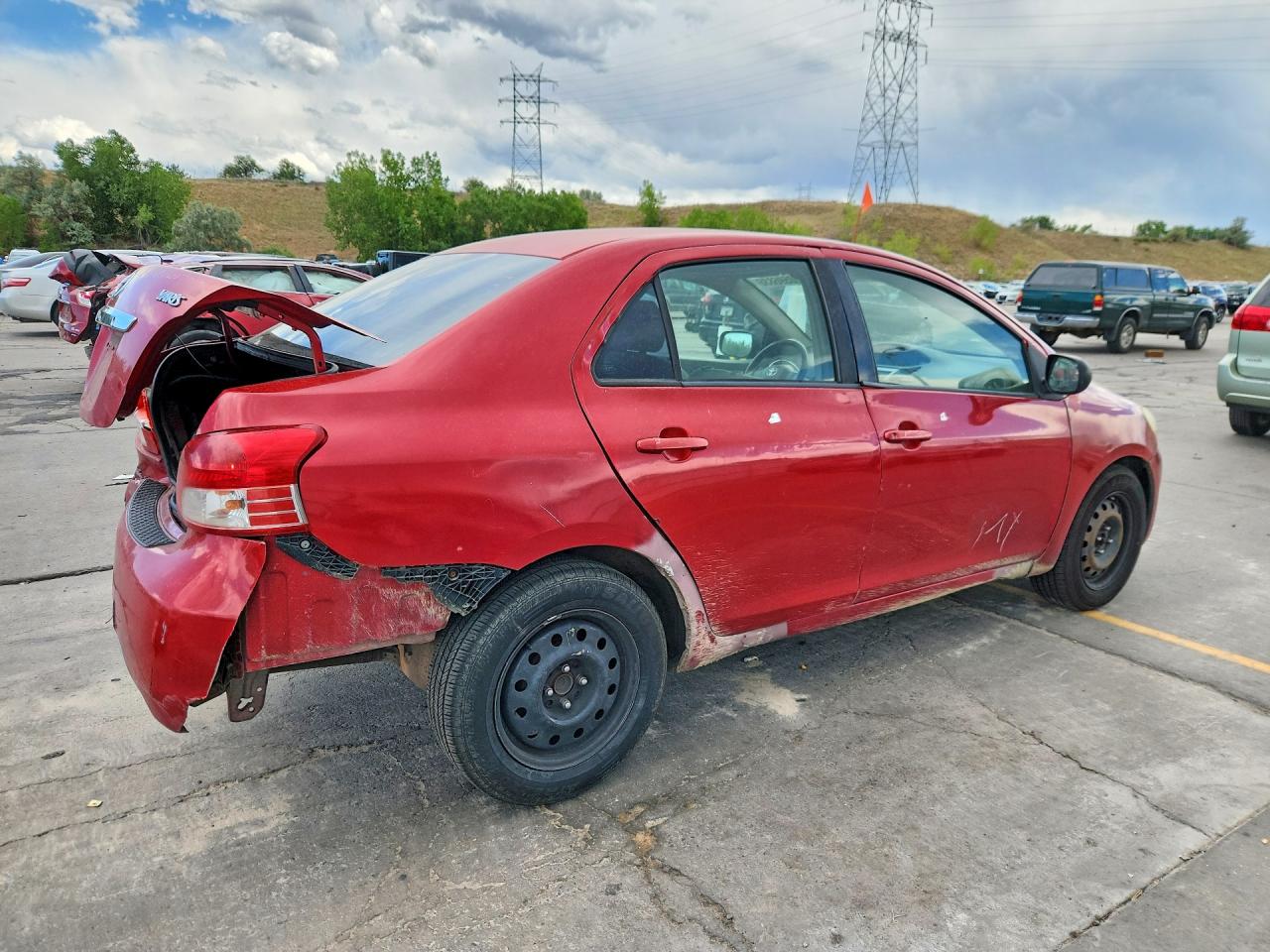 2010 TOYOTA YARIS