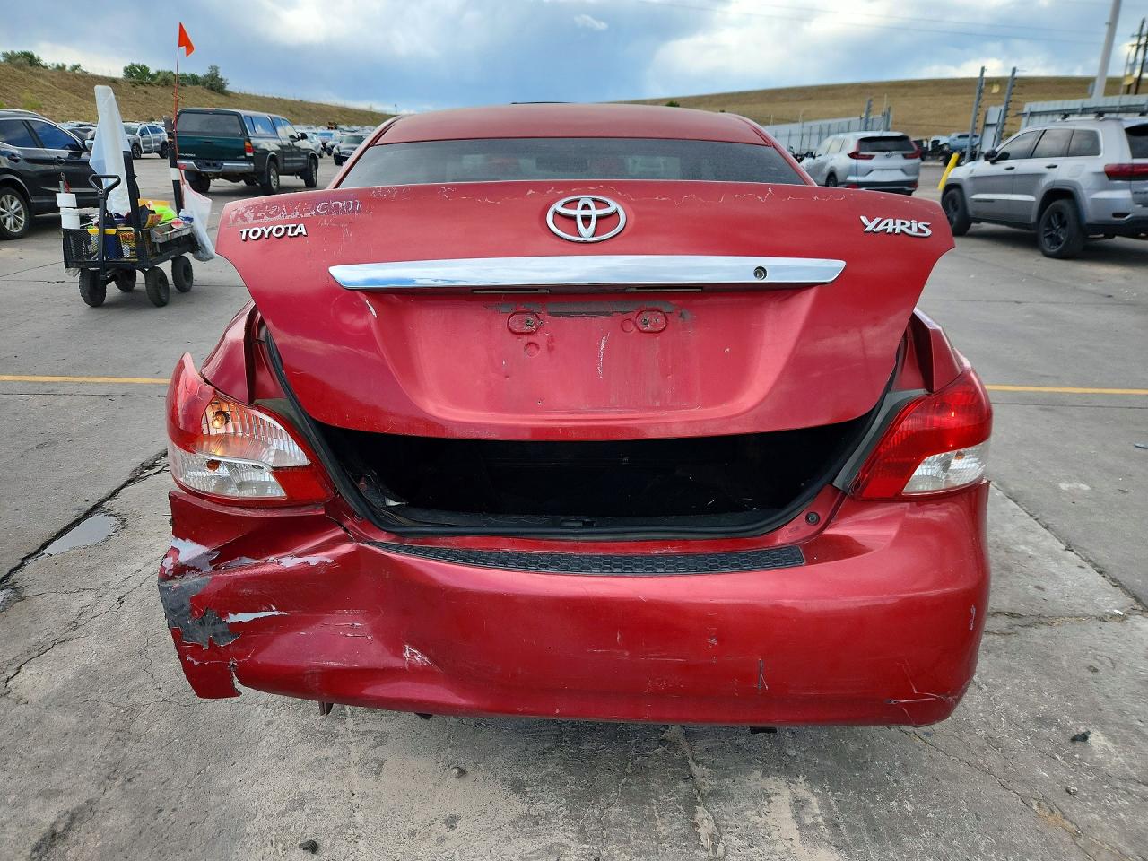 2010 TOYOTA YARIS