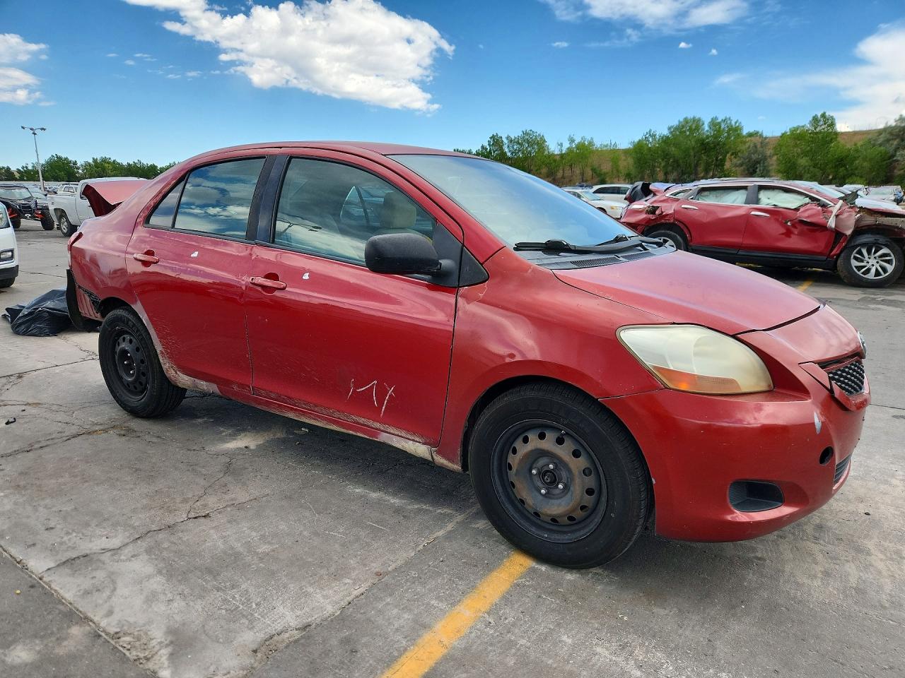 2010 TOYOTA YARIS