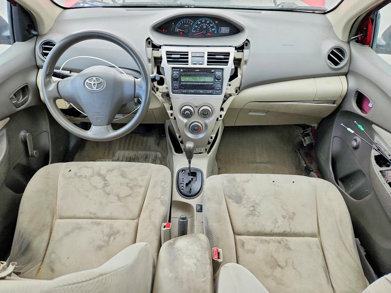 2010 TOYOTA YARIS