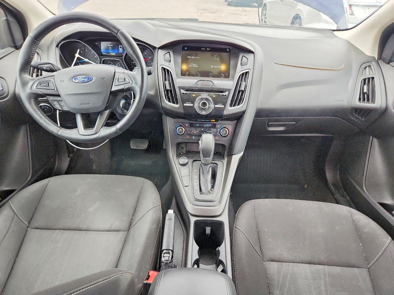 2017 FORD FOCUS