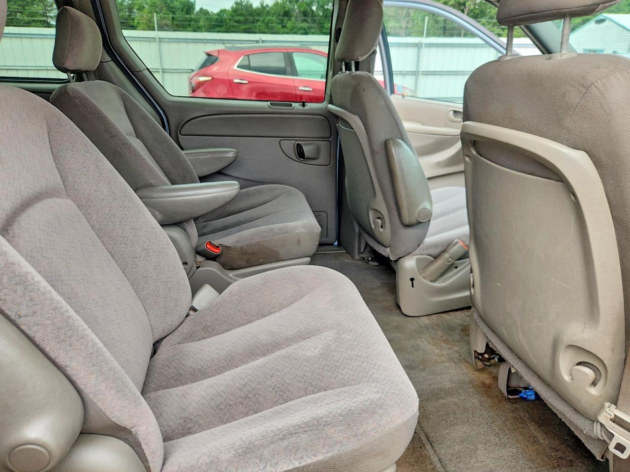 2003 DODGE CARAVAN