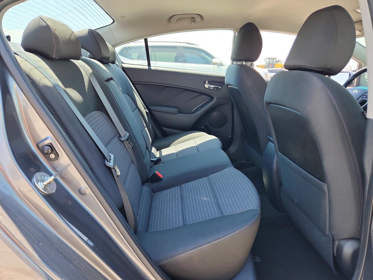 2016 KIA FORTE