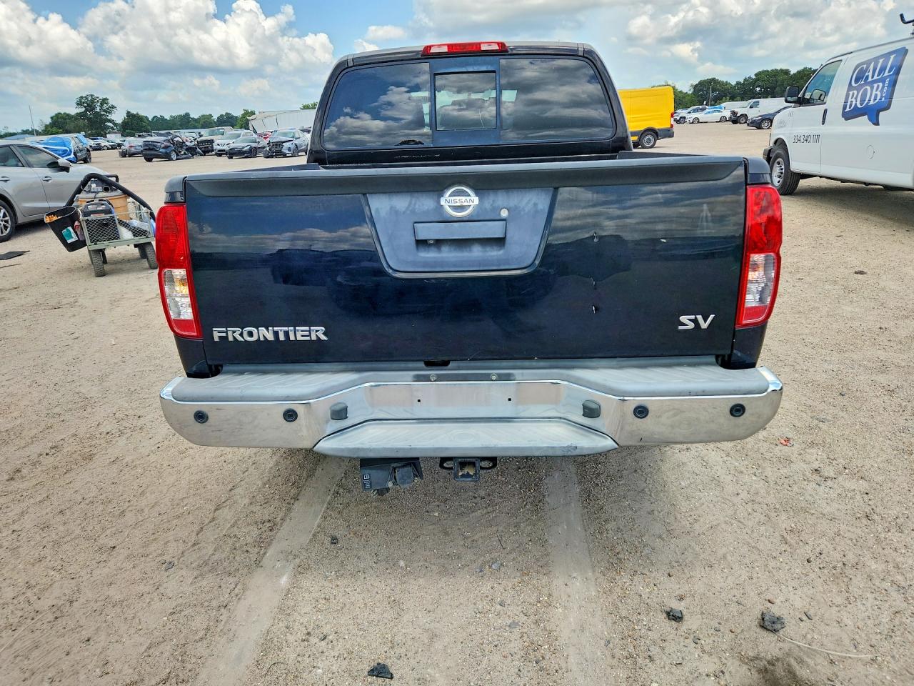 2015 NISSAN FRONTIER