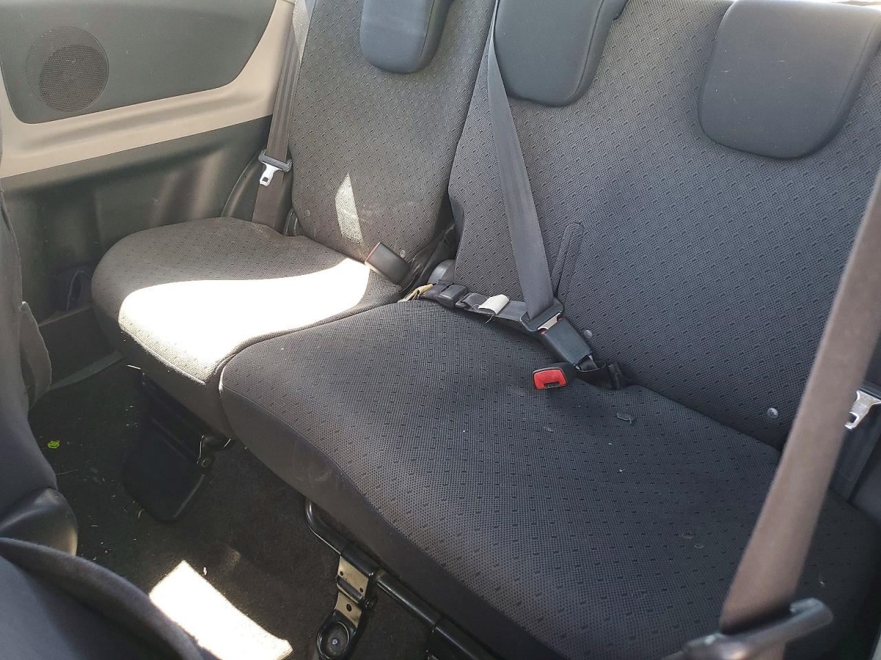 2010 TOYOTA YARIS