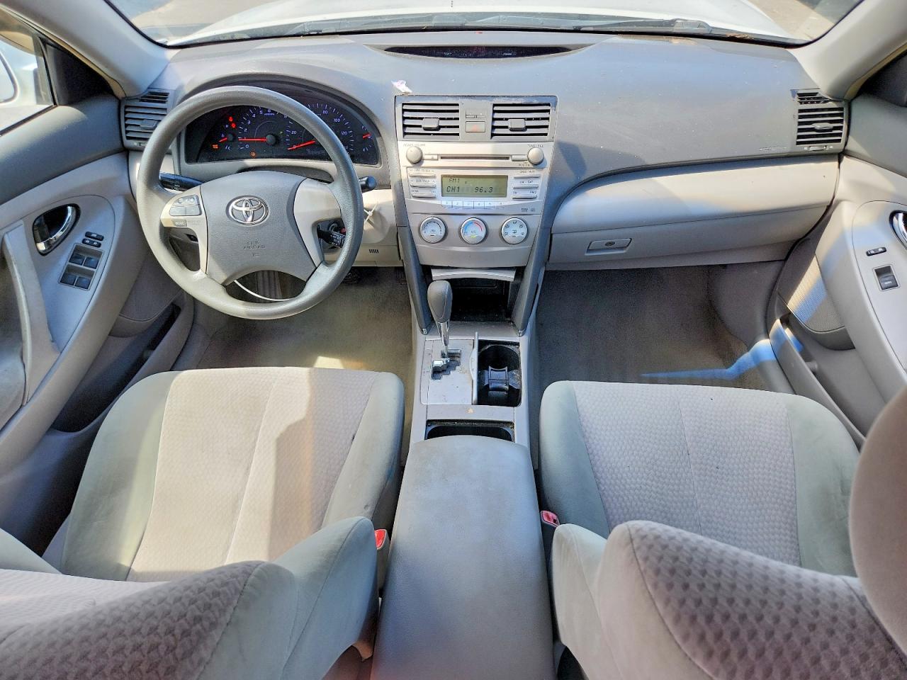 2011 TOYOTA CAMRY
