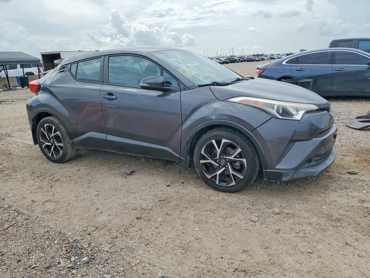 2018 TOYOTA C-HR