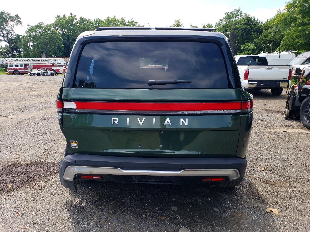 2023 RIVIAN RIS