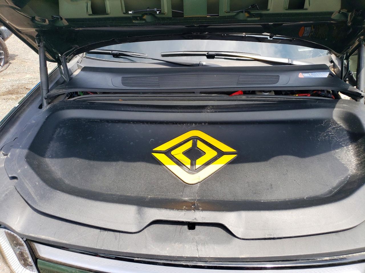 2023 RIVIAN RIS