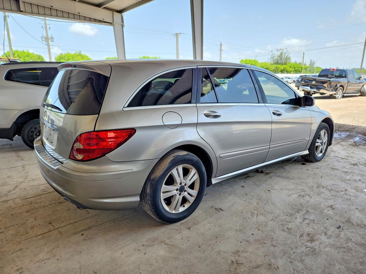 2008 MERCEDES-BENZ R-CLASS