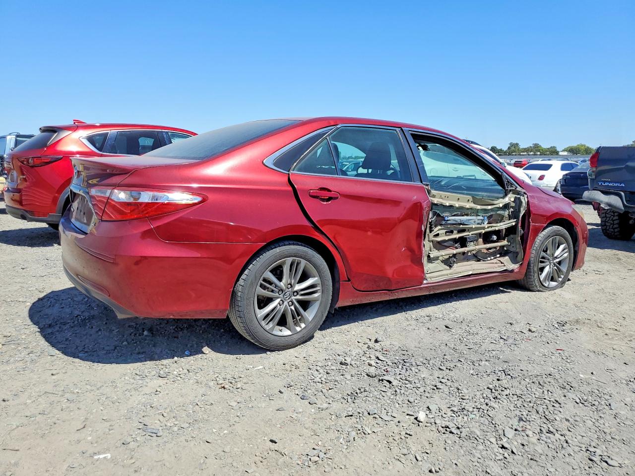2017 TOYOTA CAMRY