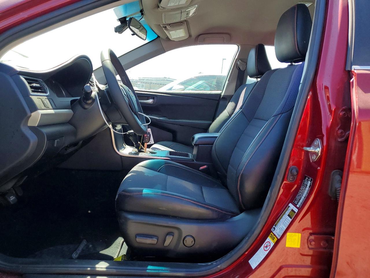 2017 TOYOTA CAMRY