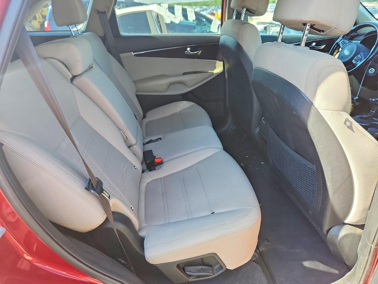 2017 KIA SORENTO