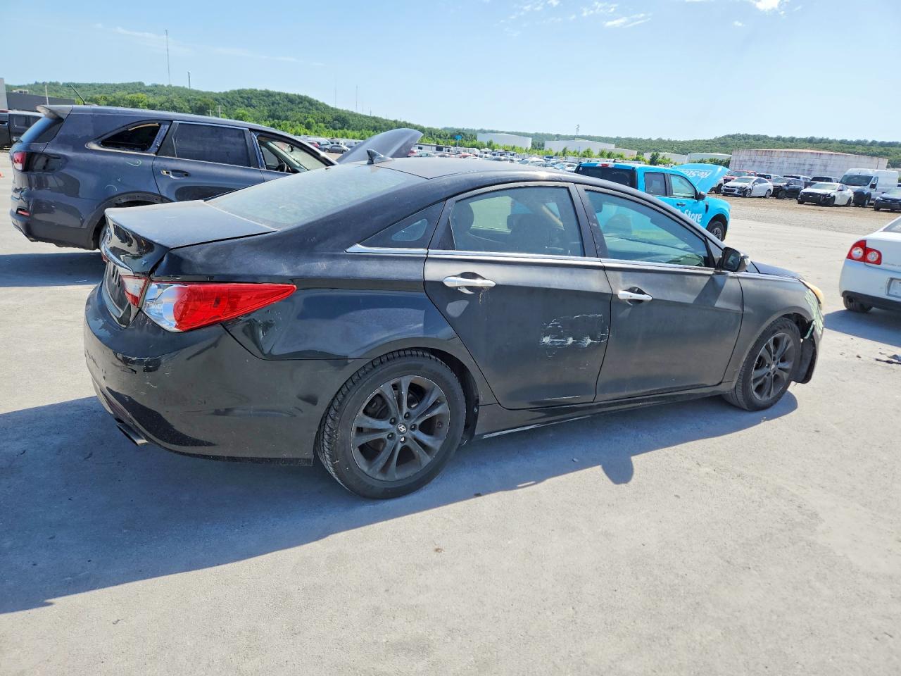 2011 HYUNDAI SONATA