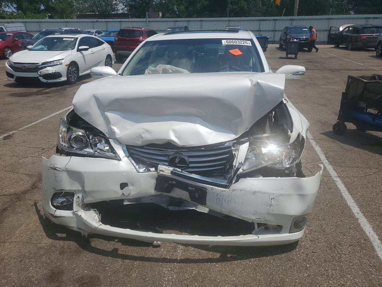 2011 LEXUS ES350