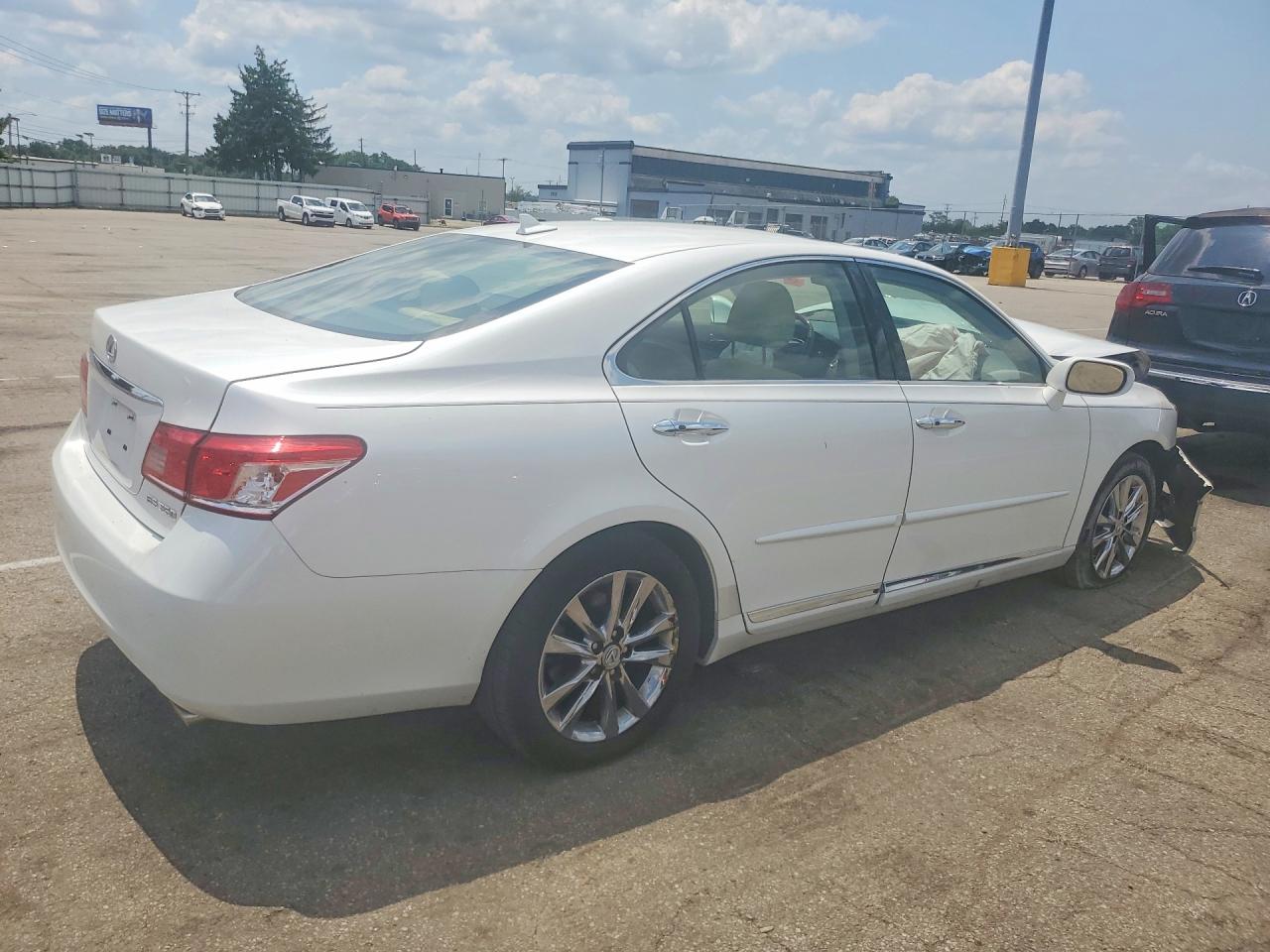 2011 LEXUS ES350