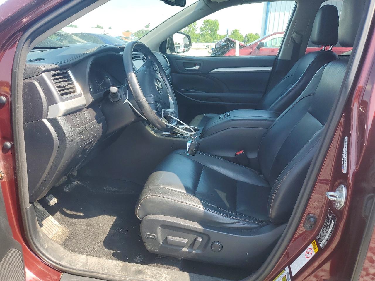 2015 TOYOTA HIGHLANDER