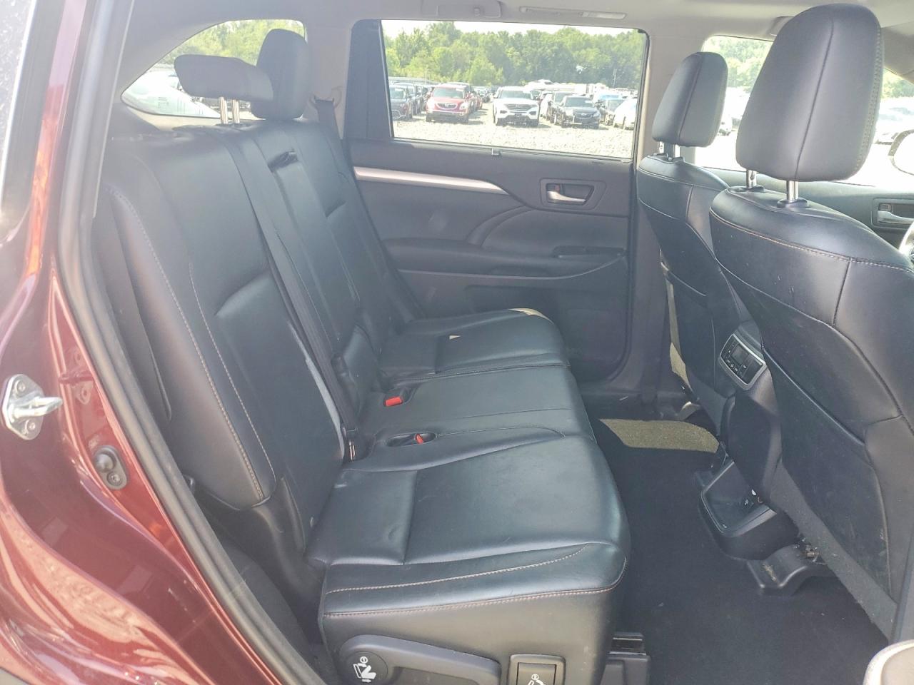2015 TOYOTA HIGHLANDER