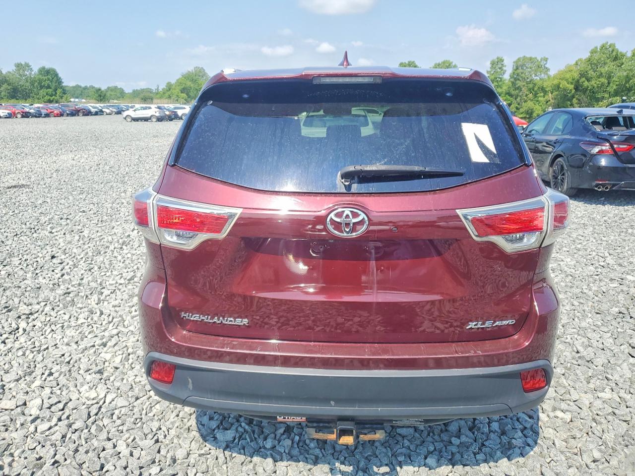 2015 TOYOTA HIGHLANDER