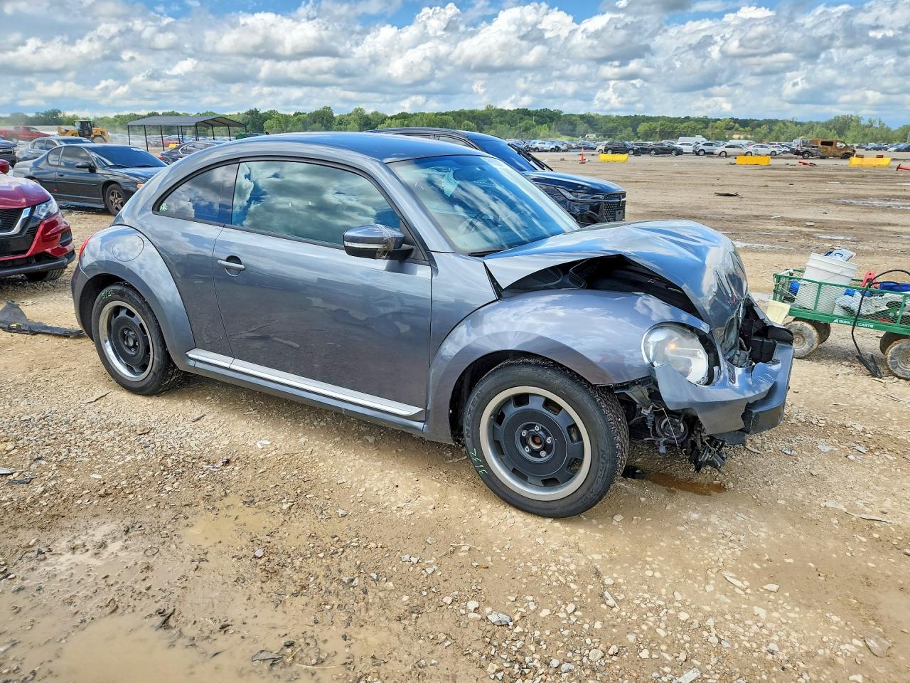 2012 VOLKSWAGEN BEETLE