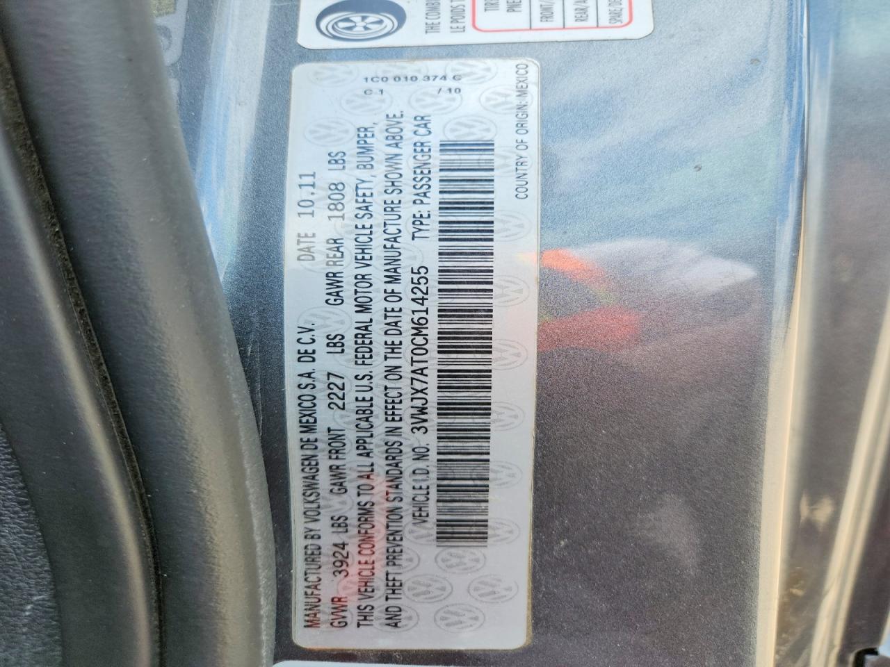 2012 VOLKSWAGEN BEETLE