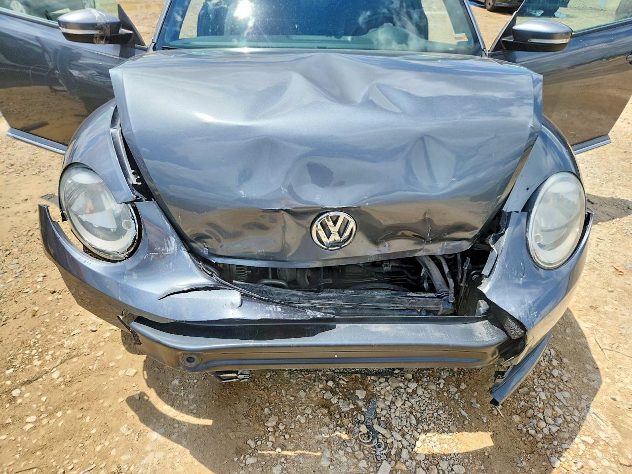 2012 VOLKSWAGEN BEETLE