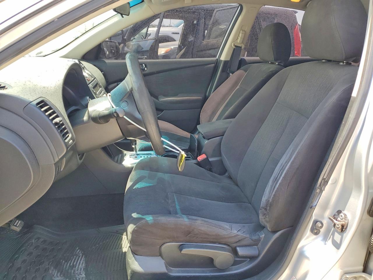 2010 NISSAN ALTIMA